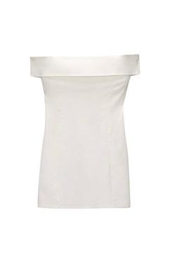 Rövid fehér ruha kínálat, 3995 Ft a Pull & Bear -ben