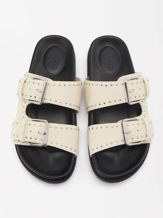 Flat Sandals With Buckles And Studs kínálat, 13495 Ft a Parfois -ben