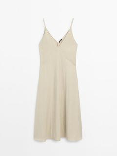 Strappy camisole dress with topstitching kínálat, 39995 Ft a Massimo Dutti -ben