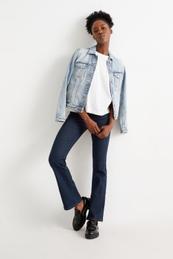 Bootcut jeans - mid-rise waist - LYCRA® kínálat, 39,99 Ft a C&A -ben
