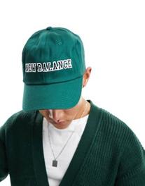 New Balance collegiate logo cap in green kínálat, 8,8 Ft a ASOS -ben