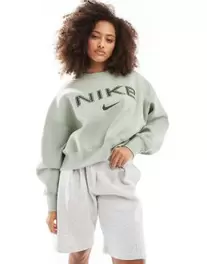 Nike retro logo sweatshirt in khaki kínálat, 59,99 Ft a ASOS -ben