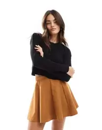 ASOS DESIGN flippy suedette mini skirt in tan kínálat, 30 Ft a ASOS -ben