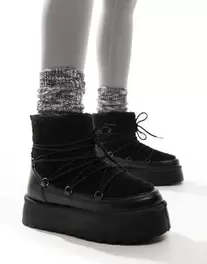 South Beach Borg Lace Up Platform Mini Boot in Black kínálat, 56,5 Ft a ASOS -ben