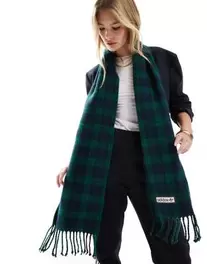 Adidas Originals tartan scarf in dark green and navy kínálat, 30 Ft a ASOS -ben