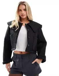 ASOS DESIGN Petite quilted jacket with collar in black kínálat, 60 Ft a ASOS -ben