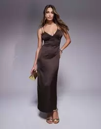 ASOS DESIGN satin midi dress with chiffon bust detail and cross back in chocolate brown kínálat, 42 Ft a ASOS -ben